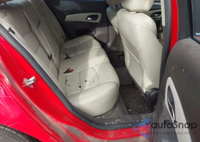 1G1PE5SB4E7284431: 43361947