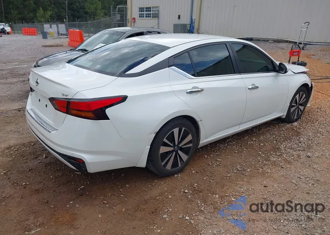 1N4BL4DV2NN396879: 43361957