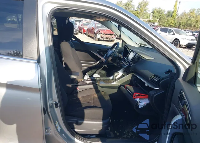 JA4ATUAA0RZ045906: 43361987