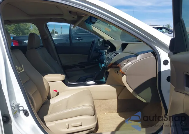 1HGCP368X8A005351: 43361391