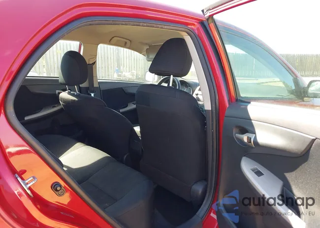 2T1BU4EE4BC596568: 43361499