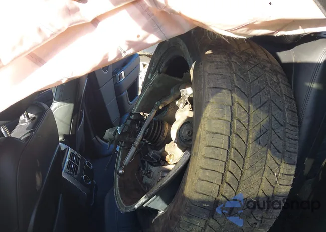 SALWR2RUXKA863573: 43361503