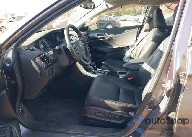 1HGCR3F04GA035786: 43361546