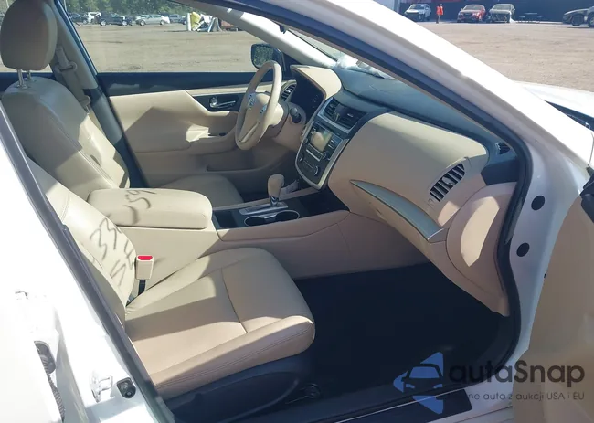 1N4AL3AP5GC278657: 43361598