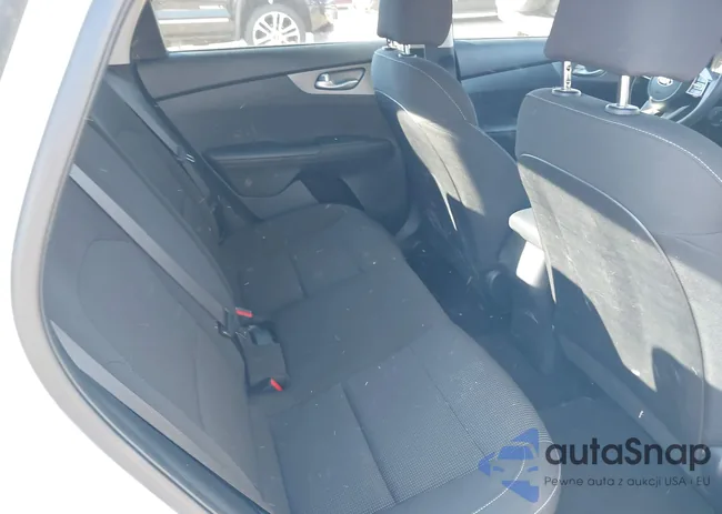 3KPF24AD4LE206110: 43362668