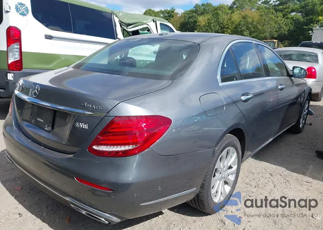 WDDZF4KB6HA163887: 43362732