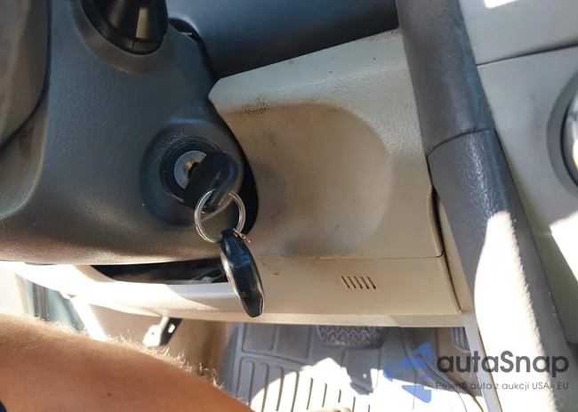 4T1BE46K99U885469: 43363070