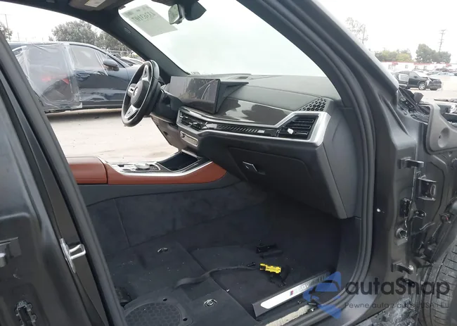 5UX33EU02R9T73933: 43363107