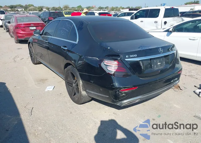 WDDZF4KB7HA190323: 43363190