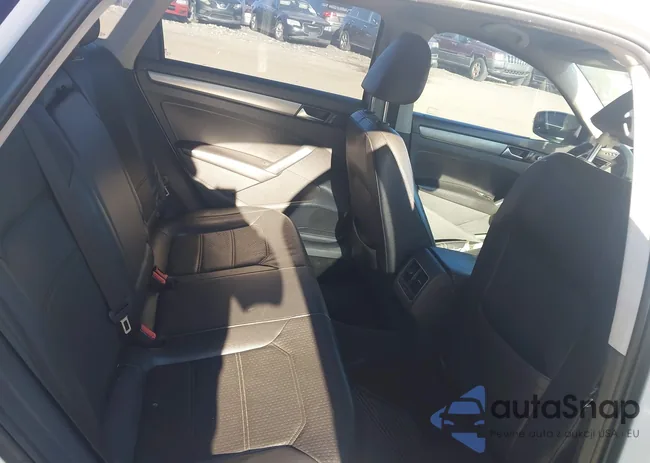 1VWBV7A32FC030892: 43362630