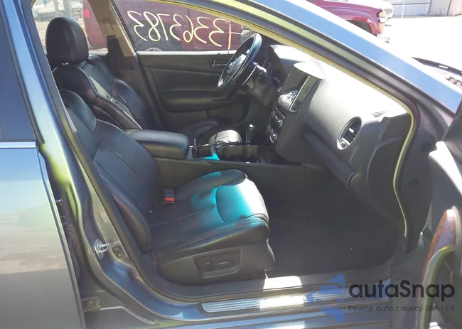 1N4AA5AP3BC833972: 43363783