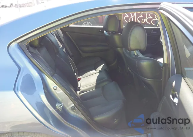 1N4AA5AP3BC833972: 43363783