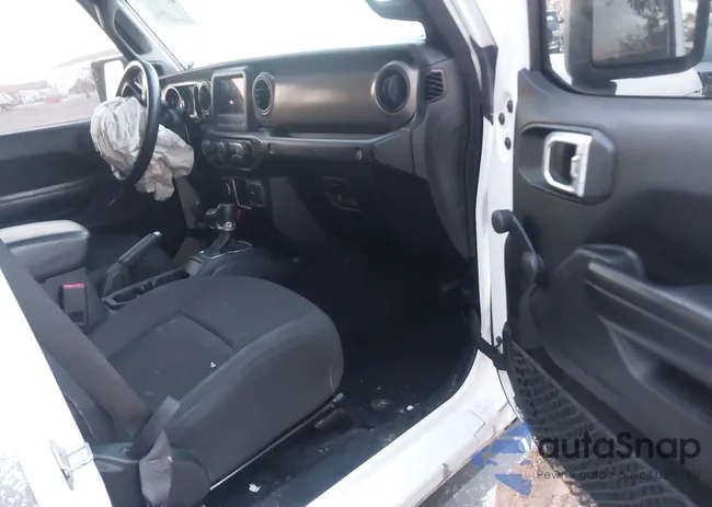 1C4HJXDG0JW138832: 43363952