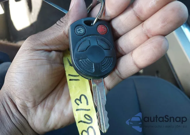 1FMCU0D77BKA06549: 43364002