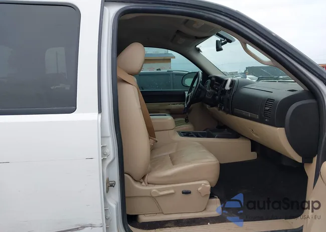 1GCHK536X9F142652: 43364190