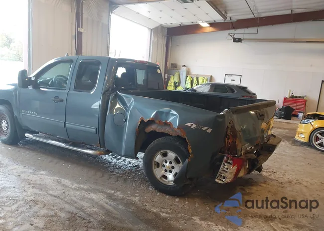 1GCYKSE28AZ105420: 43363403