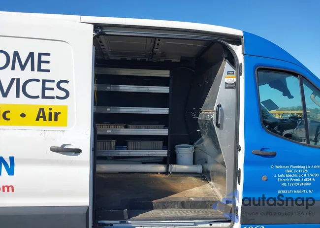 1FTYR2CM4KKB17963: 43363538