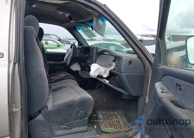 1GCFC24U1YZ258674: 43364700