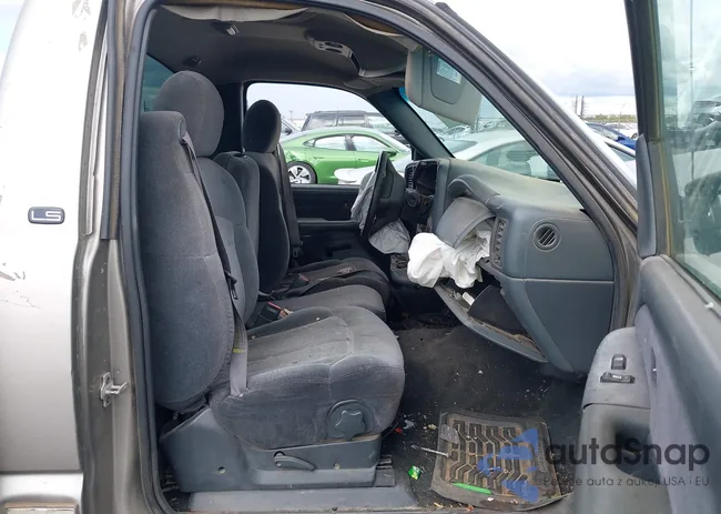 1GCFC24U1YZ258674: 43364700