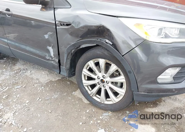 1FMCU0J93HUB62140: 43364740