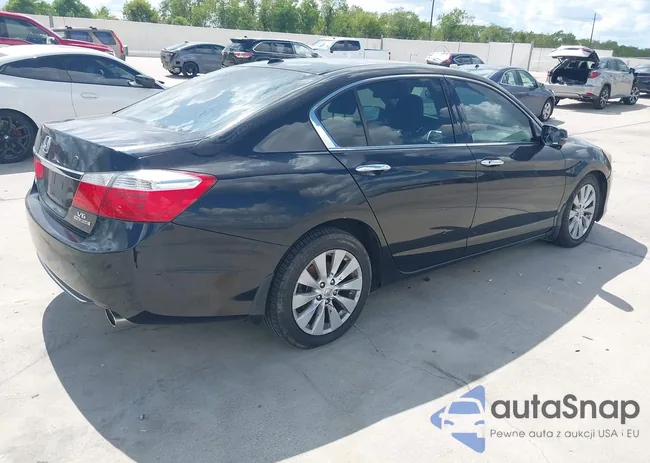 1HGCR3F94EA034200: 43364786