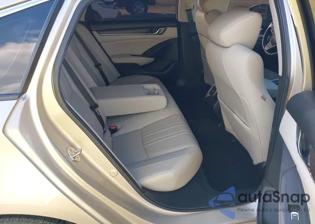 1HGCV1F54KA027594: 43364827