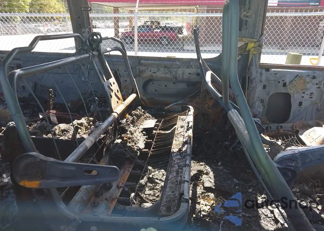 1FBNE3BL3DDA75116: 43364852