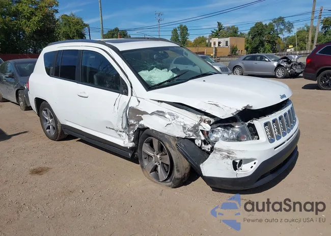 1C4NJCEB0HD185279: 43365174