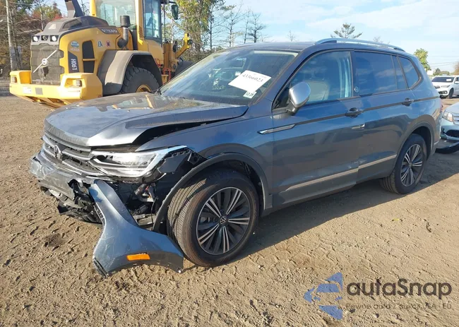 3VVAB7AX2RM216625: 43366023