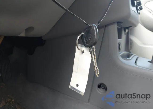 1G1ZS54F95F177074: 43366032