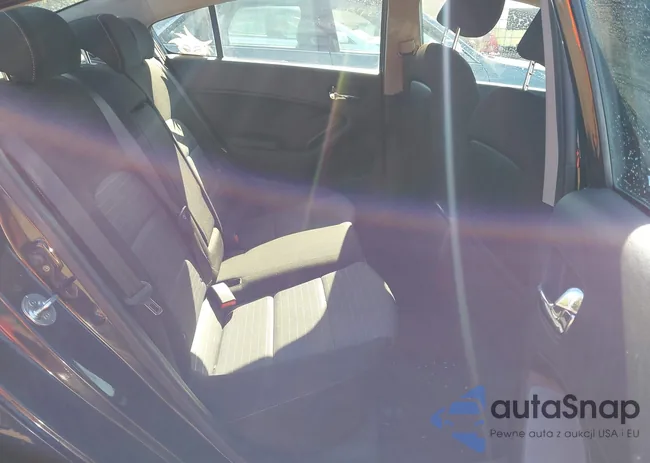 KNAFX4A86E5105232: 43366053