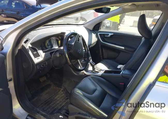 YV4612RK5G2831142: 43365298