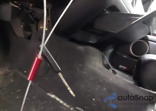 1LNHM82W55Y606549: 43365335