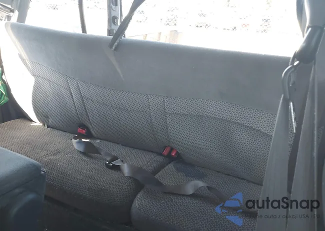 1FTRX18L7YNB61953: 43365381