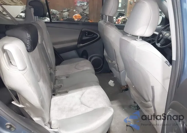 2T3BF4DVXAW064807: 43365470