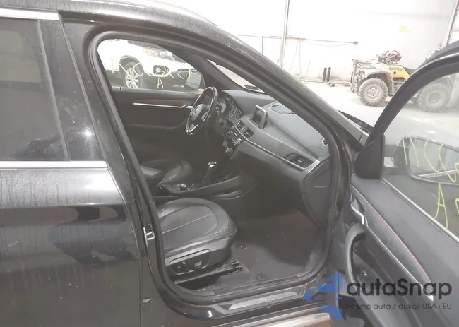 WBXHT3C3XH5F79777: 43365571