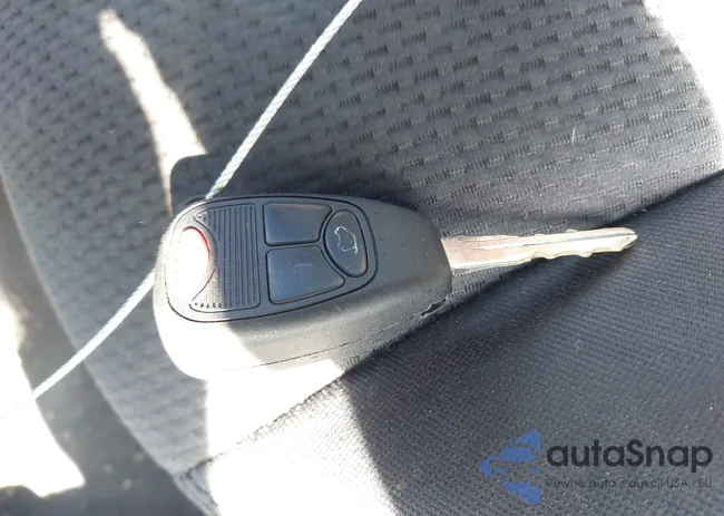 1C3CCBAB8EN142773: 43366773