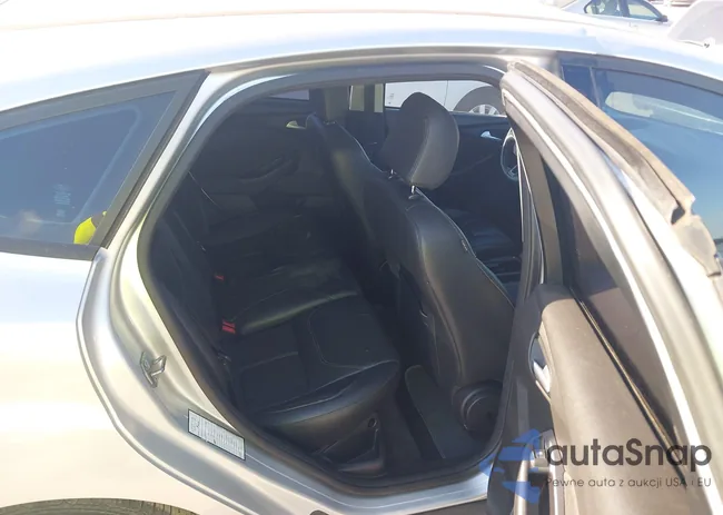 1FADP3K28GL222328: 43366809