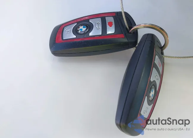 WBA8E9G51GNT42402: 43366849