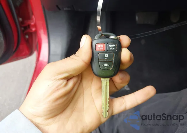 2T1BURHE3FC406953: 43367021