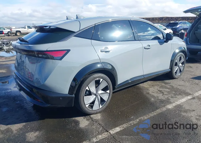 JN1DF0CD0RM733320: 43367061