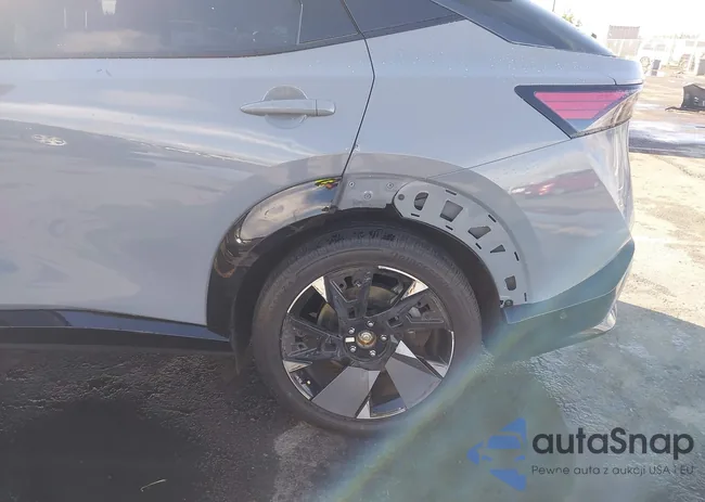 JN1DF0CD0RM733320: 43367061