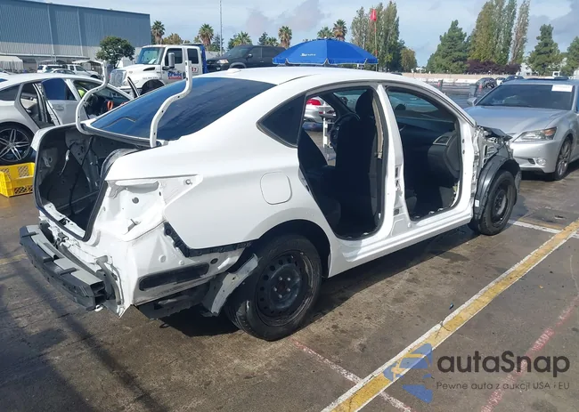 3N1AB7AP7HL685425: 43367074