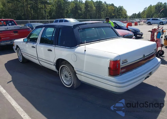 1LNLM82W2RY657006: 43367237