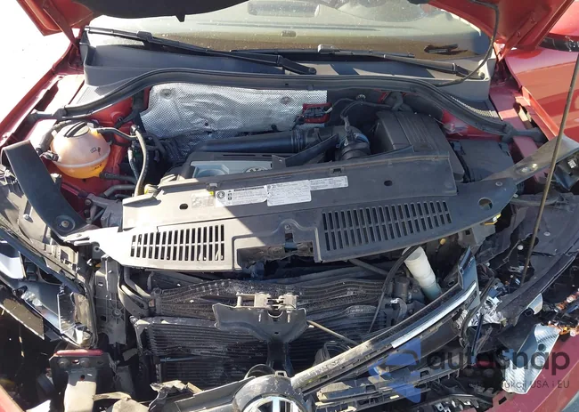 WVGAV7AX1GW043758: 43367245