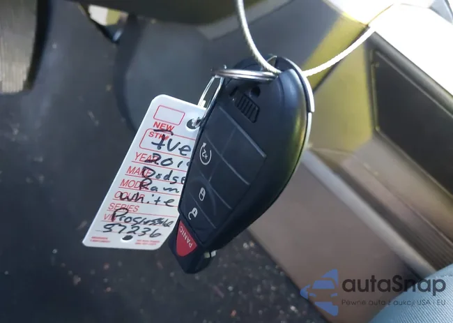 1C6RR6LT1KS512712: 43366378