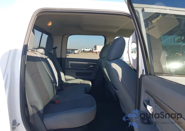 1C6RR6LT1KS512712: 43366378