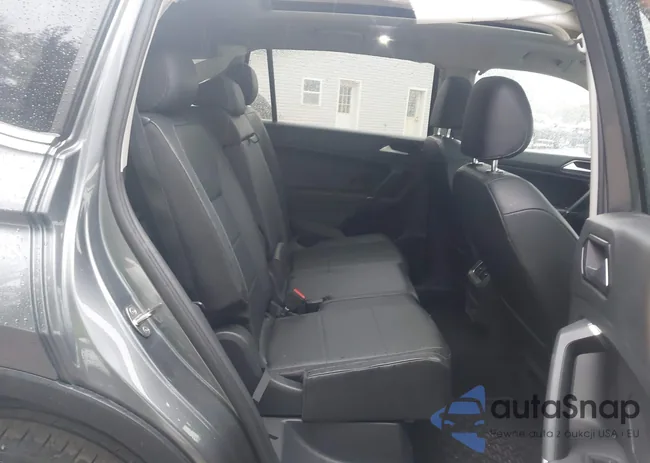 3VV2B7AX1JM106853: 43366380