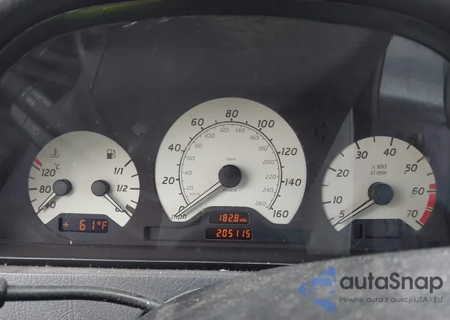 WDBHA24G8YA821547: 43366584