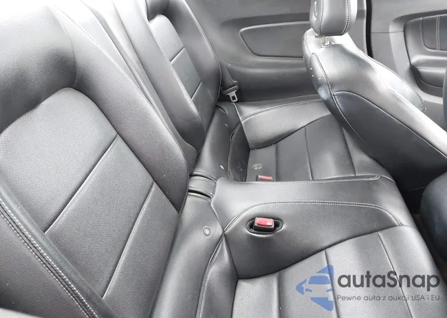 1FA6P8TH3F5415059: 43367819